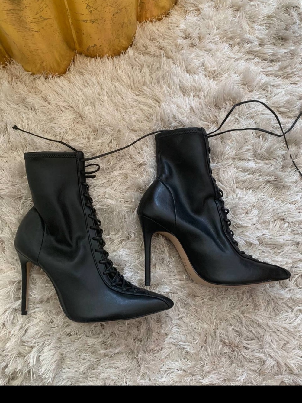 Schultz heels
